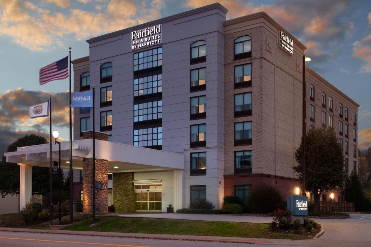 Fairfield Inn & Suites By Marriott Charleston Exterior photo