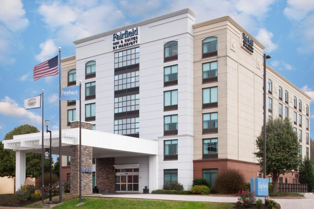 Fairfield Inn & Suites By Marriott Charleston Exterior photo